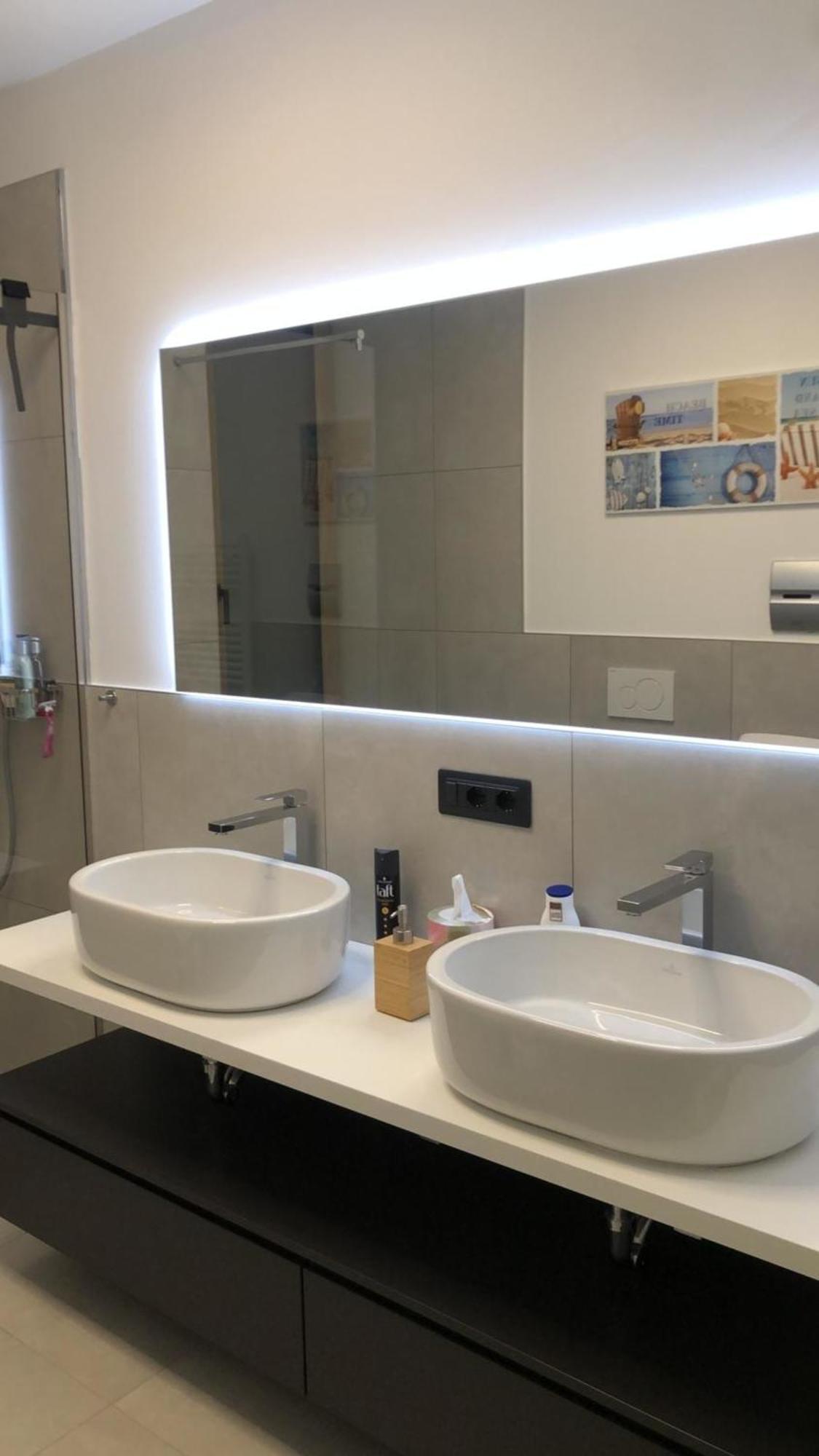 Apartamento 3 Am Gardasee Mit Traumhaften Seeblick Und Pool In Torri Del Benaco